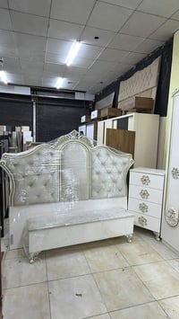 غرفة نوم تركية • سبع قطع • نقل وشد مجاني