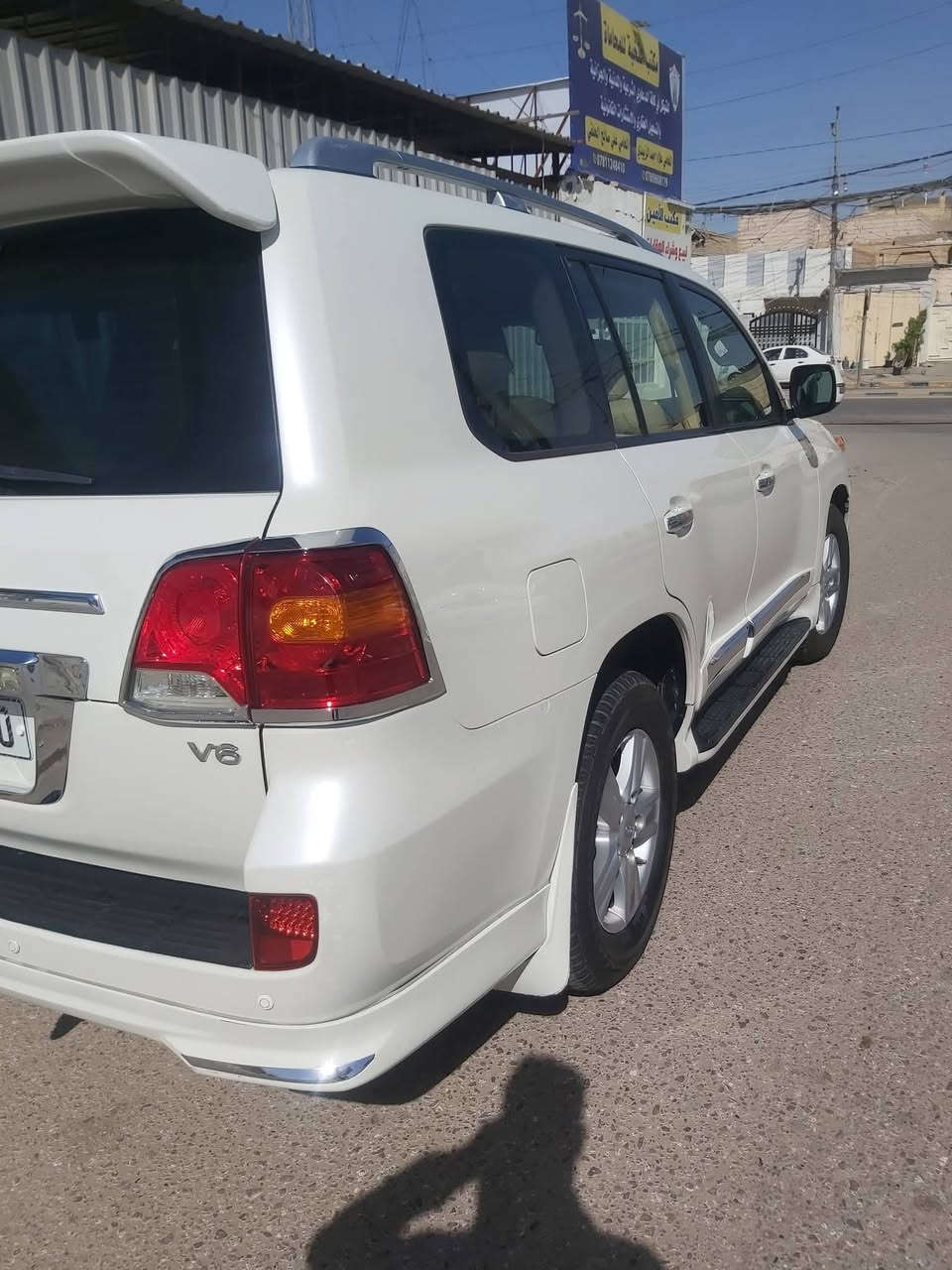 سياره موديل 2013  6سلندر مكفوله بريم مواصفات البريم معروفه  السعر 375 وبيه مجال قليل ***********
