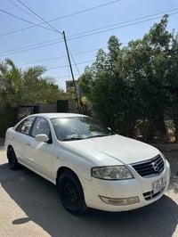 نيسان صني  2009 بدي كوري للبيع السياره مابيها ضربه ولا صبغ مكفولة كير ...