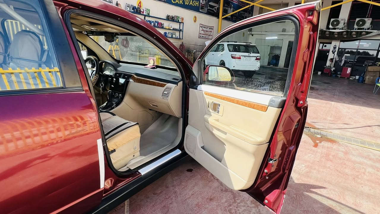 السلام عليكم ..للبيع سوزوكي XL7 /2008. الرقم الدولي بغداد باسمي
سياره جاهزه ومكفوله 1/1 واحله من الصور من كلشي 
 محرك وكير تبريد 
تايرات 4 جديد
 جام  كهربائيات كيجات دكم داخليه تحكمات شاشه اندرويد سنتر لوك كلها شغال سنويه للحد 2027  باسمي  تحويل نفس يوم هزه رقم كلها مكفوله كفاله عامه وترايك لاربيل وارجع للبصره وارجع لبغداد
 فقط كم شخط مكحلات 
دعاميات  بدون ضربه وبدون دواخل كلش جديده رايدها ب87 وبي مجال بسيط  مكان السياره بغداد شراي يتصل وموجود واتس اب  
 ومتواجد واتساب 24 ساعه 
0776 653 2204
