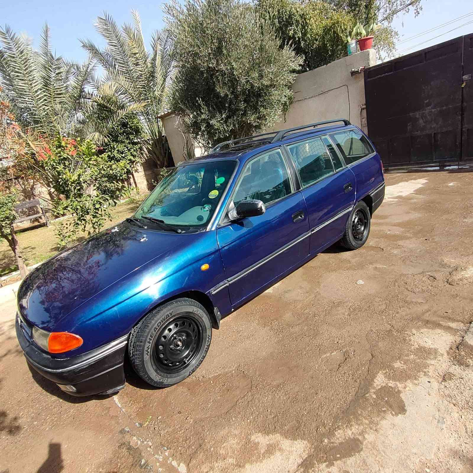 اوبل استر ستيشن موديل 1992
رقم بغداد دولي محرك 2000 نوزل
كير عادي
سعر 38 وبيها مجال
*********** موجود واتساب وتصال
