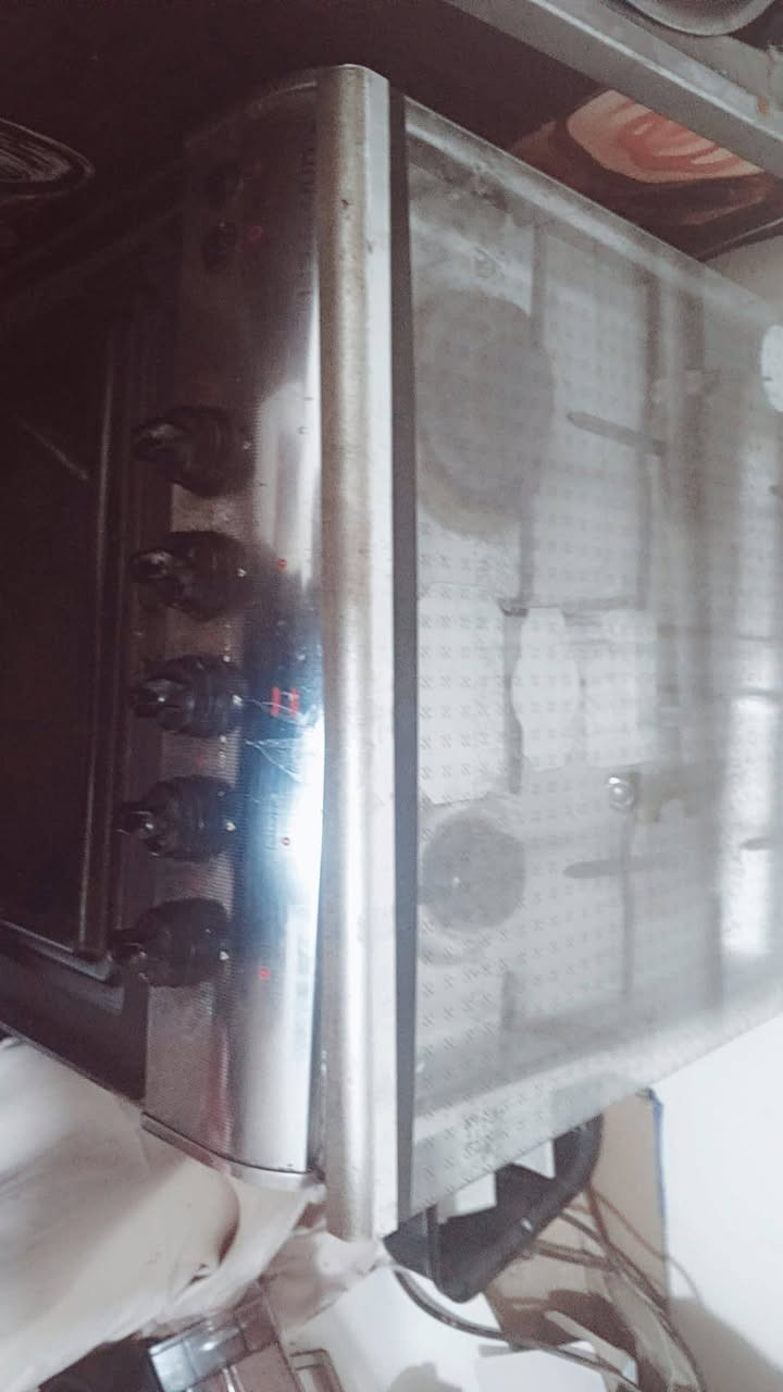 طباخ وقنينه توه متروسه وكيزر 220


**إذا كنت صاحب هذا الإعلان وتريد حذفه لأي سبب، رجاءا أرسل رسالة إلى الدعم الفني**