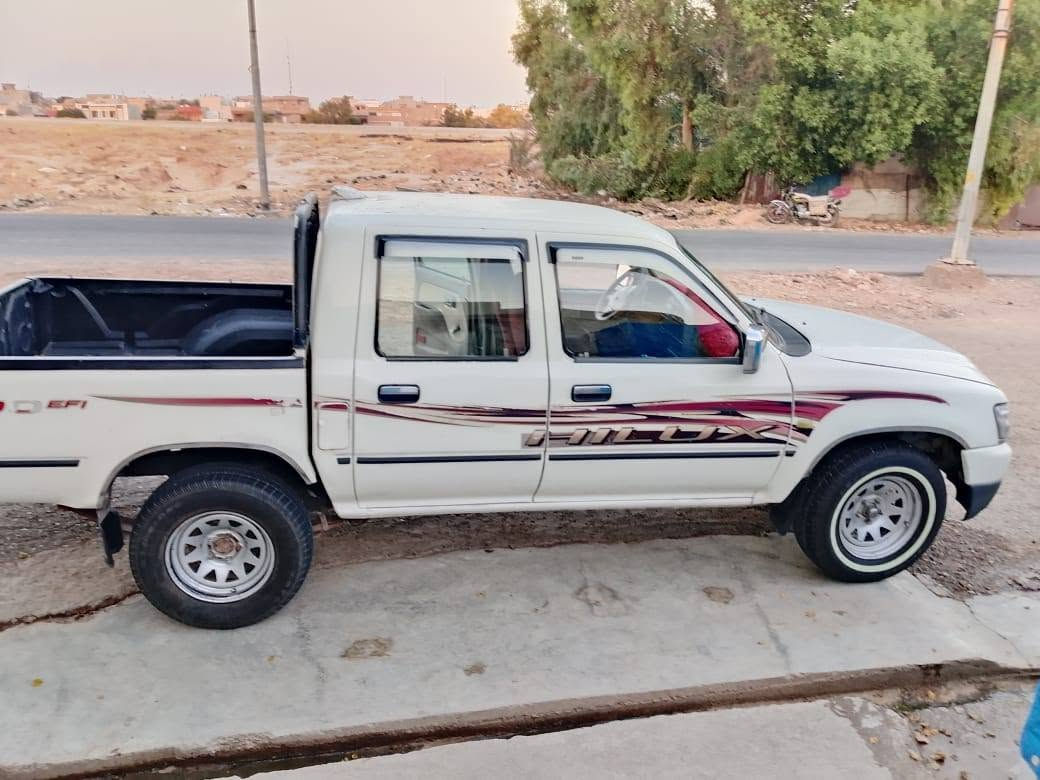 للبيع ...سياره دير موديل 2006 والسياره بأسم اخوي Nagm AL Baeate صاحب السياره الي يحب يشتري موجود السياره بقرة تبه رقمها بغداد
والسعر 50ورقه وبيها مجال للطيبين
الي شراي يتصل ع هذه الرقم
***********
