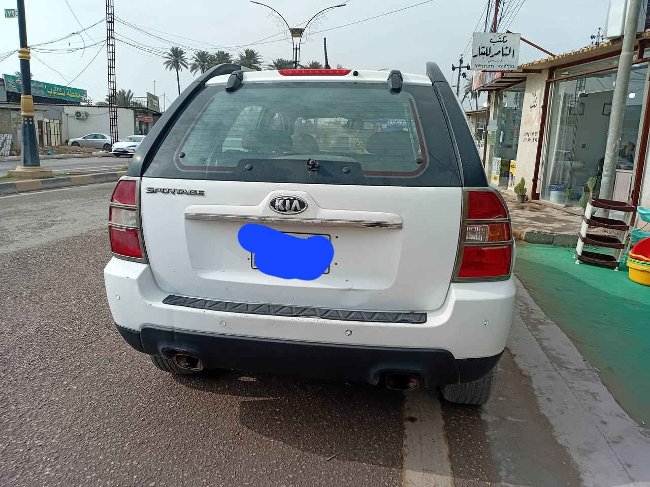 سيارة موديل ٢٠١٠
اربعه دسك 
داخل صاج خليجي 
حساس
رقم الهاتف
***********
 كربلاء
السعر 120 وبيها شوية مجال للشراية
