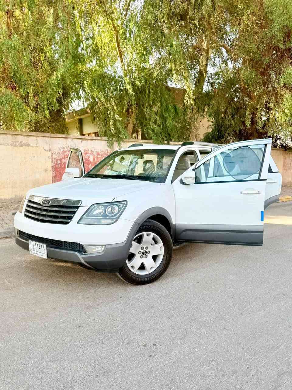 موهافي 2014 مكفوله من ضربه وصبغ  رقم واسط بسمي تخم تاير جديد صدر جديد راديتر محرك جديد تبريد ثلج فتحه تحكم ستيرن مثبت سرعه اشاير بالمري كهربائيات كلها شغاله سعر 145 /////***********///***********//***********

