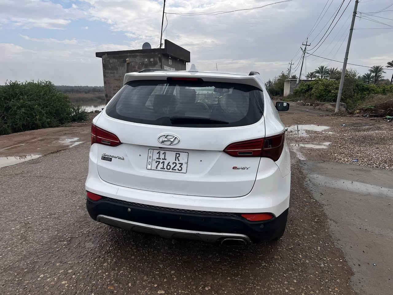 ال
السلام عليكم سنتافيا موديل 2013 حادث باب الجنطة وباقي سيارة بيها رشات أبيع احزام سبب الصبغ صبغ خفيف مال شركة بس يكشر  السيارة تخم تاير حدادية خير من الله يعني 75 بالمية 4 سلندر مكينه GDi بلادي ممفتوح كير بلادي كشنات جلد كهربا  تدفئة تبريد كلة شغال كشنات تدفئة تبريد تحكم ستيرن بصمة السيارة رقم بغداد السعر 115 للاستفار *********** مكان السيارة واسط الصويرة ملاحظة الصبغ بدون دواخل
