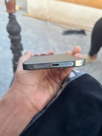 13 برو ماكس بطاريه 90 لا مبدله ولا معلايه وين متريد افحصه مبدل شاشه اص...