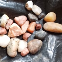 أحجار كريمة • تواصل خاص