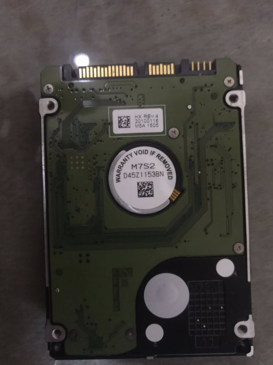 غراض للبيع
هارد hdd 320gb  5400rpm شركة samsung  حجم صغير(يعني تكدر تشكله باللابتوب) السعر 15 بيها مجال

كنترولر جويستك xbox one الاصلية نظيفة ما بيها اي مشاكل السعر 35 الف 

Xbox wireless adapter for windows وصلة تربط اجهزة xbox
بالحاسبة (تكدر تربط ثمن كنترولرات و سماعة xbox) للمعلومة الوصلة اصلية من الشركة و تعتبر 2.4hz يعني الاستجابة اسرع شي 
مشتريها ب 25 راح ابيعها ب 15 الف

وصلة بلوتوث السعر 5 الاف 

ماوس باد لوفي لجماعة ون بيس السعر 5 الاف 

مكاني البصرة 
توصيل موجود


**إذا كنت صاحب هذا الإعلان وتريد حذفه لأي سبب، رجاءا أرسل رسالة إلى الدعم الفني**