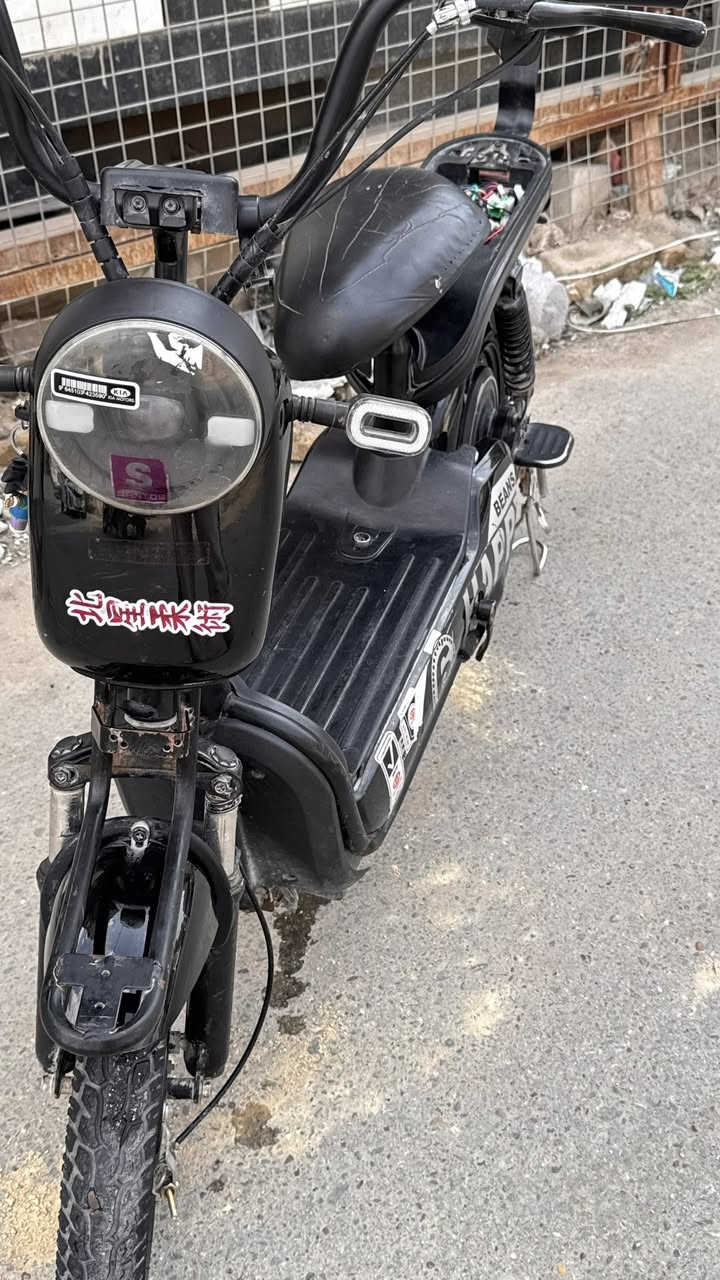 ‏السلام عليكم دراجة شحن للبيع 2025 دراجة نظيفة كلش تكون بأربع بطارية 16 أمبير الدراجة نظيفة كلش ماعوزها  شي بس الشاشة تكون بسرعة 45 حقيقي سرع العنوان الناصرية حي أور سعر 250 وبها مجال


**إذا كنت صاحب هذا الإعلان وتريد حذفه لأي سبب، رجاءا أرسل رسالة إلى الدعم الفني**