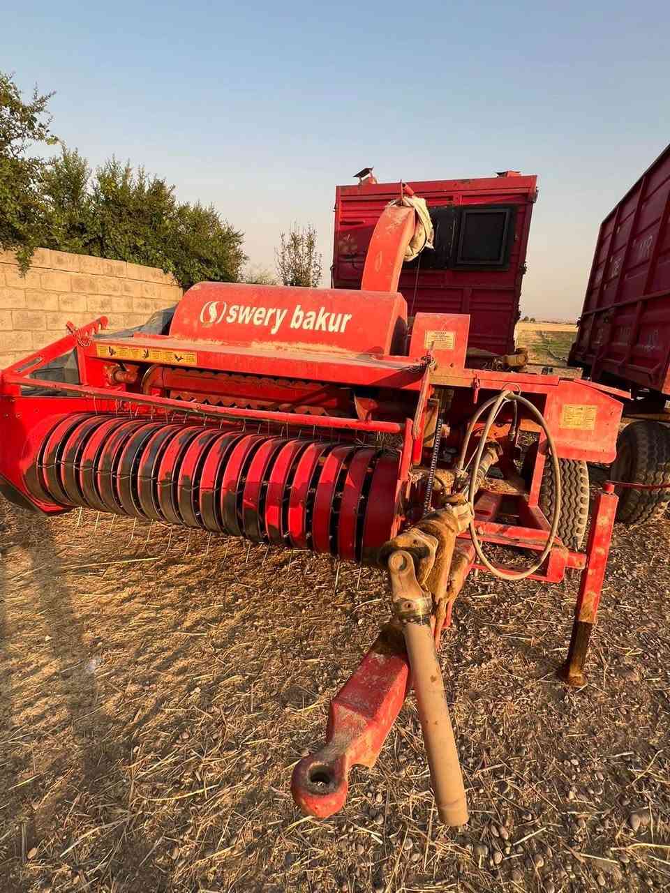 مەکینەی کا بۆ فرۆشتن مارکەی سوێری باکورە مۆدێلی ٢٠٢٣ یە تەنها ٣ ساڵ ئیشی کردوە تەقین و لەحیمی نیە دوو عەرەبانەی لەگەڵە دانەێکیان مۆدێلی ٢٠٢٣ و دانەێکیش ٢٠٢٠ بێ عەیبن و خاوێنن ژمارە موبایل *********** يان ***********
مكينه تبن للبيع ماركة سويري باكور موديل ٢٠٢٣ متغله فقط ٣ سنه مابيها فطر و لحيم و عربانه واحد موديل ٢٠٢٣ و واحد ٢٠٢٠ نضيف جدا و مابي عيب رقم موبايل *********** لو *********** أربيل, العراق
