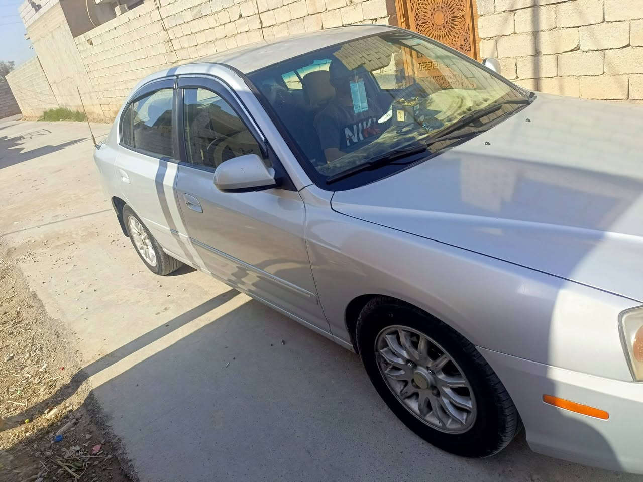 النتره  مديل٢٠٠٦ للبيع فقط مصبوغ عام وراد امريكي ظربه جاملغ خلفي يسره ضربه كلش خفيفه جدان يم قبق بانزين  سياره مال جناي جدان حلوه ونضيفه تخم تايرات السعر 75، وبيها مجال عيوني  العنوان ديالى كنعان البدعه ***********/ رقم الواتساب اسياء/***********
