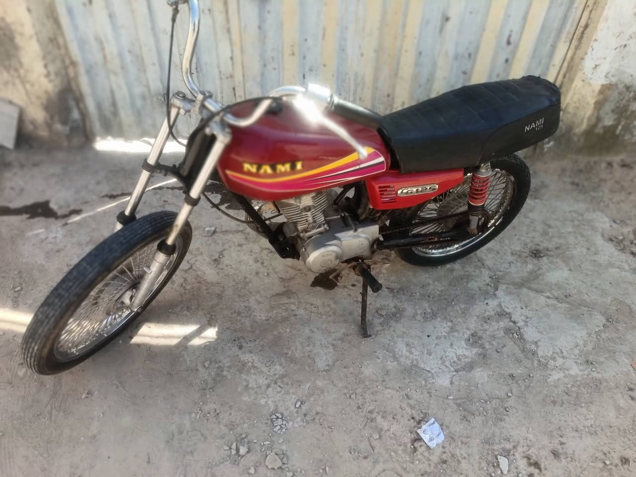 سلام عليكم دراجه كلك للبيع  كامله ما بيه نقص سعر 225 *********** مكاني نجف
