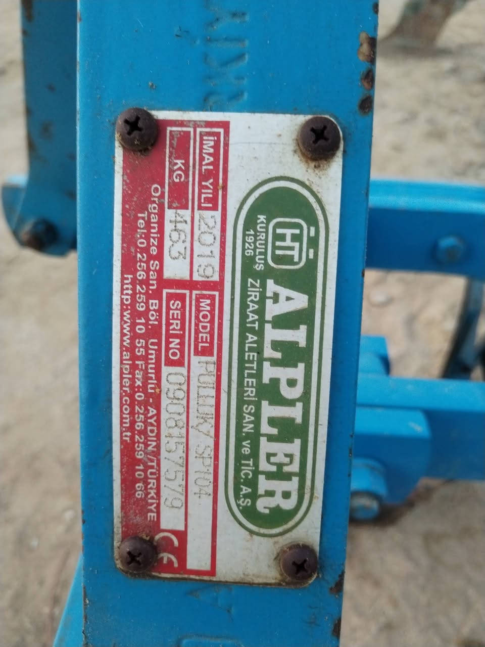 السلام عليكم 
للبيع فدان تركي البير حجم ١٠  رباعي العنوان واسط النعمانية 
***********
***********
