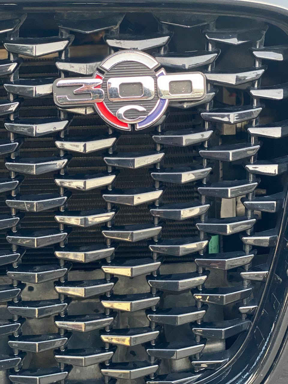 للبيع او مراوسة أوباما SRT  موديل 2023 ( الوحش )
فول فول مواصفات 6.4 بصمة بنوراما 
سيارة جديدة جدا ماشية 20000 ميل 
اChrysler SRT 300C THE LAST CALL 
 من النسخ المحدودة
2023  
السيارة فحص مؤقت بغداد 
المواصفات 

حجم المحرك : 6.4HEMI 
دعامية سبورت دبل لحيه 
شعار الجديد 300C 
رادار امامي 
حساسات اماميه
حساسات خلفية
لايتات ماطور متحرك مع الستيرن 
لايتات زينون بلاد ٩
ماسحات اوتو 
رادارات جانبية 
اشاير مري 
نقطه عمياء 
بانوراما 
سبايدر بلادي 
مقاعد جلد مطرزه بعلامة 300C 
مقاعد تحكم كهرباء + تدفئه وتبريد 
ستيرن كهرباء + تدفئه وتبريد 
دواخل كاربون الياف بلادي 
دشبول خياط مو بلاستك 
بطاين البوب كنتارة بلادي مو جلد 
كلاصات تدفئه وتبريد 
مقاعد خلفيه تدفئه 
تحكم في السكليتر والبريك كهربائي 
انظمه قيادة 
سستم صوت هارمن كاردن بلادي
Sport/ track/ custom/ Auto 
تحكم كامل في الدبلات الامامية 
تحكم كامل في وضعيات الستيرن 
وباقي التحكمات 
كزوز بلادي +الكتلايزر (الحجر بلادي ) 
فجوج برمبو بلادي 

حادث السيارة / فقط بنيد وجامرلغ  
 السعر / 320 ورقة وبيها مجال بسيط حك جية

للاستفسار الاتصال على الرقم
***********
