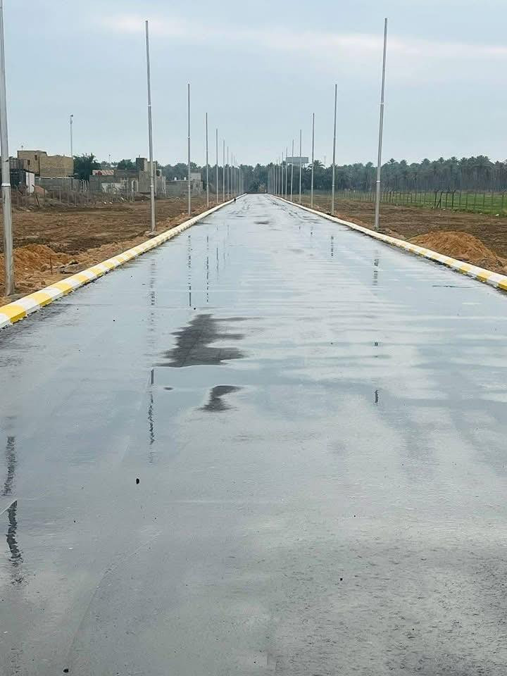 السلام عليكم
توجد قطعة ارض  زراعي للبيع ١٠٠ متر  في مجمع غماس السكني مقابل محطة ابن همروز القطعة تصير ابداية المجمع 
للاستفسار ***********
