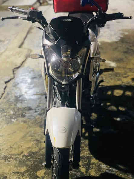 ار كي مرقم اربيل للبيع كفاله عامه الدراجه جديده بمعنه الكلمه ماشيه9الاف رقمي *********** عنوان بغداد ام الكبر
