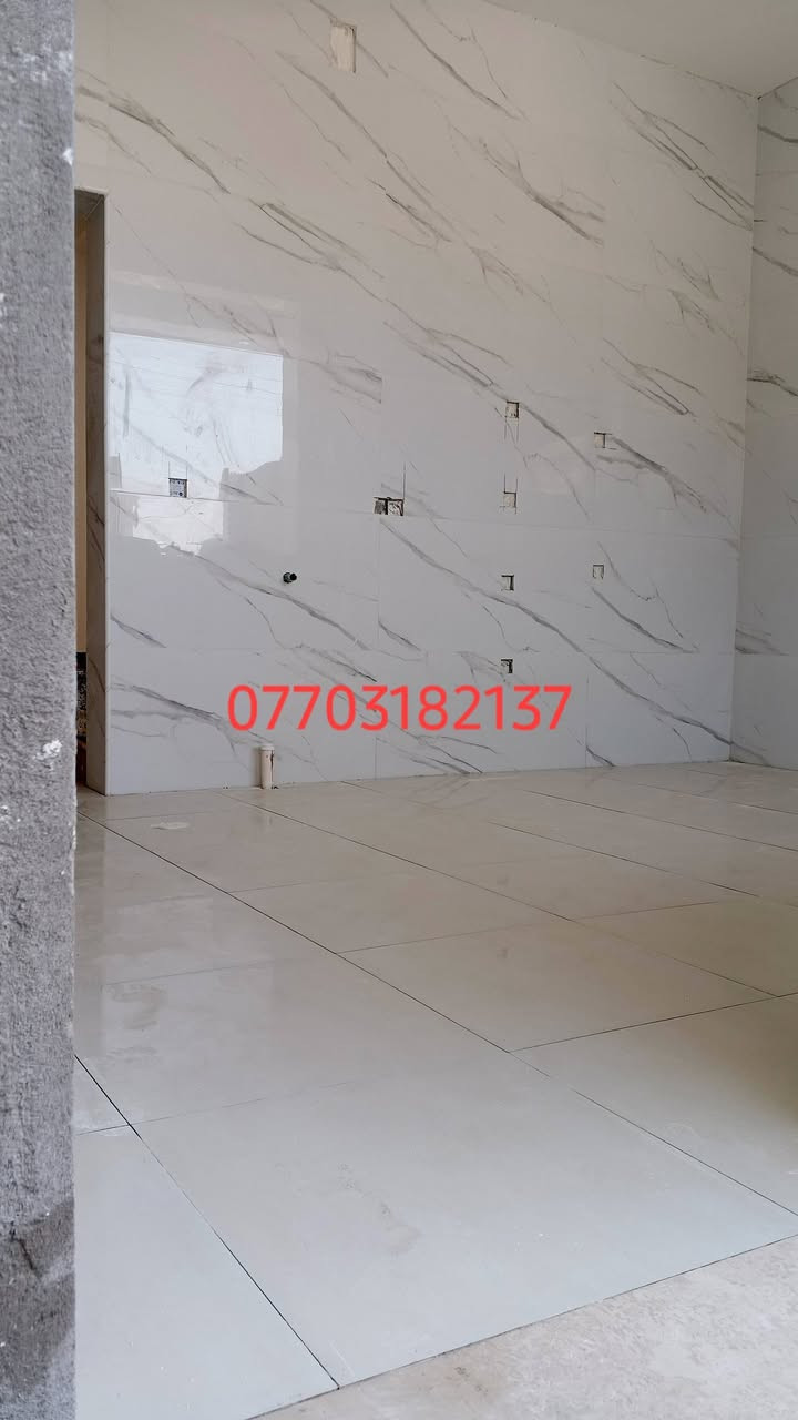 #السلام عليكم خلفه بورسلين ومرمر درجه اولى تسليم مهندس البصره فقط اشتغل بيه***********
