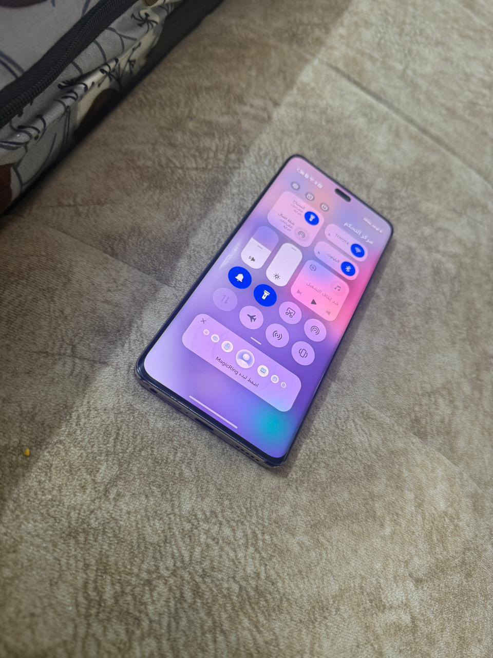 السلام عليكم هونر X9C ذاكرة 256 عشوائيه 12 جهاز كفاله عامه وتر بروف جهاز ما مستبدل اي قطعه جهاز حلو جهاز فقط الفلاش مالته يشكل مره يشتغل مرا لا ماعرف شنو سبب ابيعه ع وضعه مكاني بغداد بسمايه قريه عشره رقمي ***********
سعره 240بي مجال
