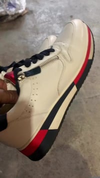 اصلي • ملابس