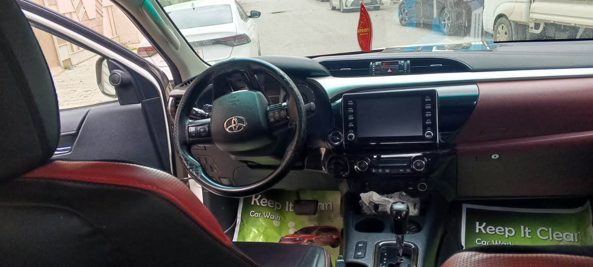 تيوتا هايلوكس 2021  شركة سيد نهرو محرك ٦ سلندر 

سعرها 320 $ وبيها مجال خابر و تدلل

***********

سياره بدون صبغ كفالة عامه بس بيها شبر بارد اباب البدي

گير و محرك صدر رقم سنويه كل ابشرط 

ماشيه ١٣٣ كيلو مه تر مكاني كركوك كركوك, العراق
