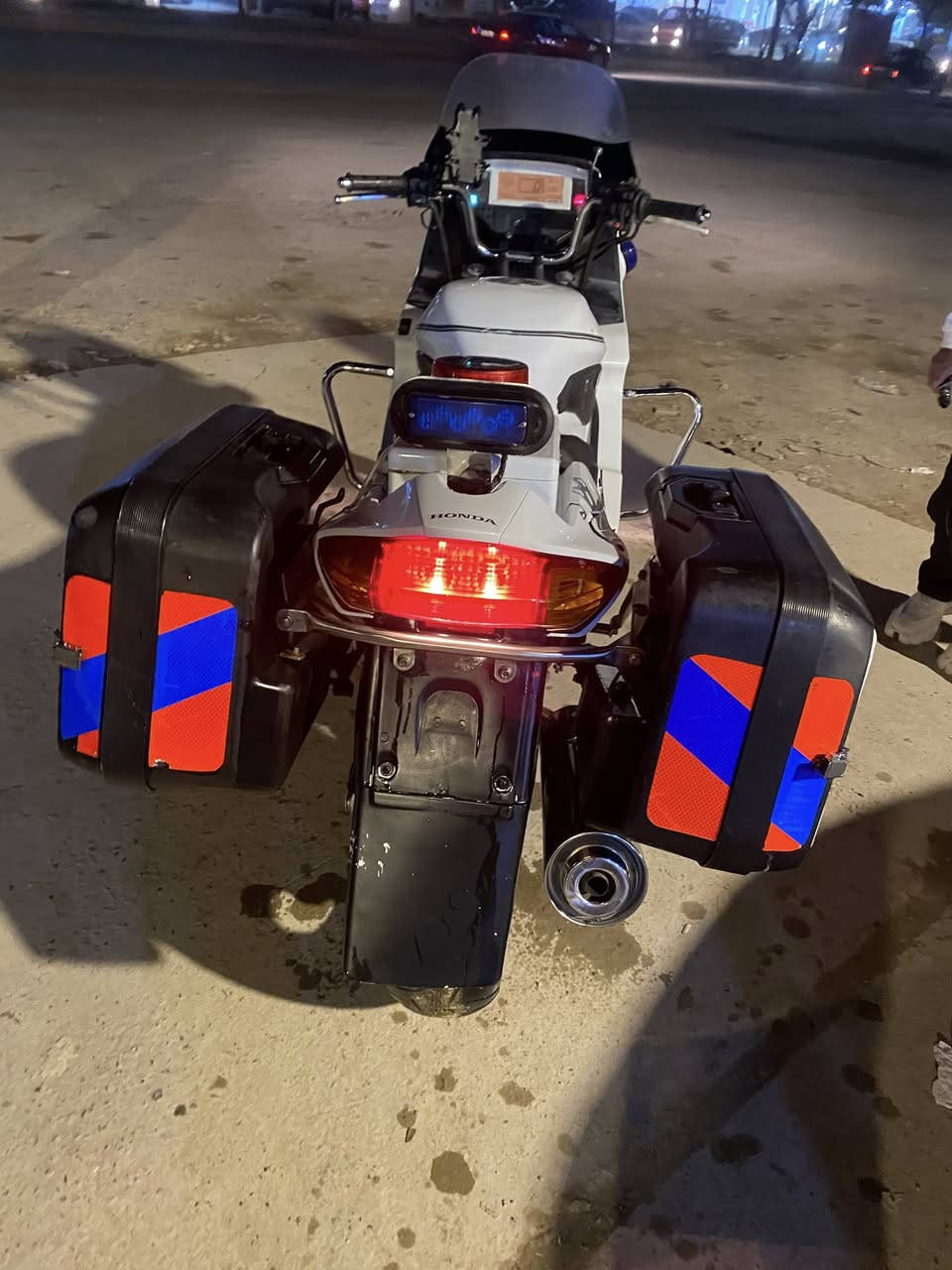 هوندا vfr800cc
داجة حاوية مابيها اي نقص

السعر 24 

الرقم ***********
