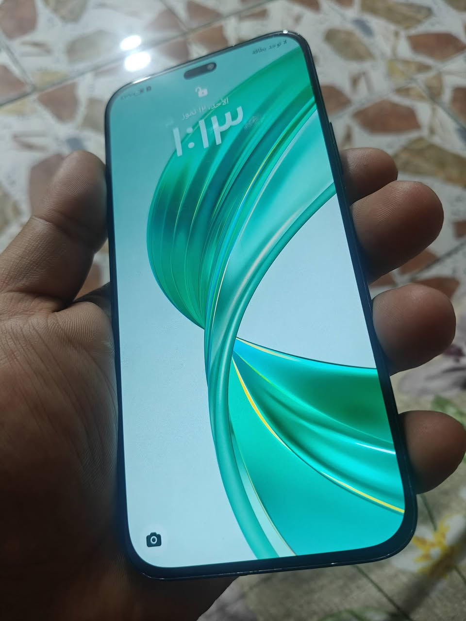 السلام عليكم هونر x8b 
✅الذاكرة (512GB)
✅الرام (8+8)¹⁶
✅المعالج  (Snapdragon 680)
✅الشاشة اموليد مع سطوع (2000) شمعة
✅الكاميرا الخلفية (108+5+2) &الامامية (50MB)
✅البطارية بسعة (4500) مللي امبير 
✅ يدعم الشحن السريع بقوه (33) واط 
✅السعر150
عنواني بغداد الشعب 

ملاحضة الجهاز البصمه مالته واكعه والدكمه التشغيل تشكل بس طبيعي استخدامه يطفى ويشتغل عن طريق المس
للاستفسار ***********
