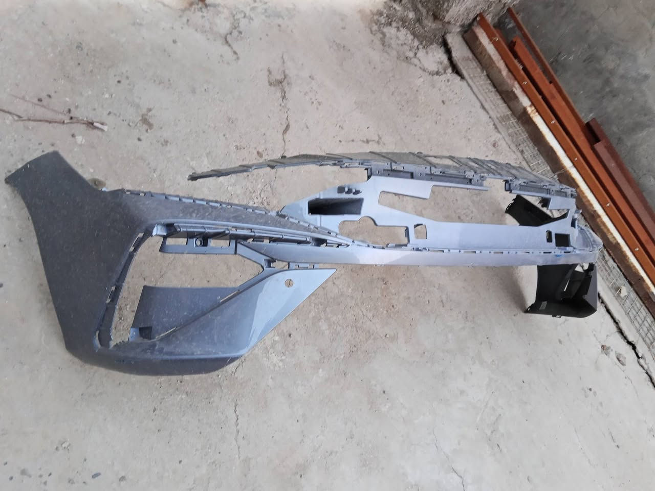 هيكل دعاميه امامي لنترا 2024 للبيع السعر 35 الف مكان بغداد الدوره
للتواصل ***********
