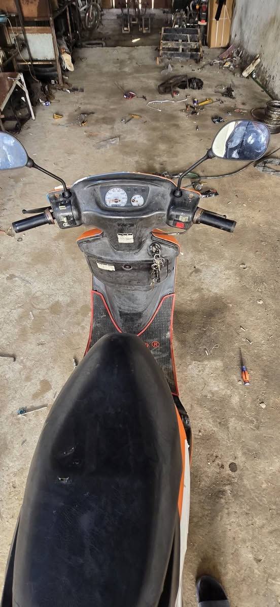 سلام عليكم حبايب دراجه فراشه البيع مكفوله كفاله عامه دراجه حاويه كله حاويه مكينه كفر كهربايات كله شغاله سلف هندر كله شغاله مكانه بابل الشوملي خابرني وبيك خير وتدلل رقم ***********
