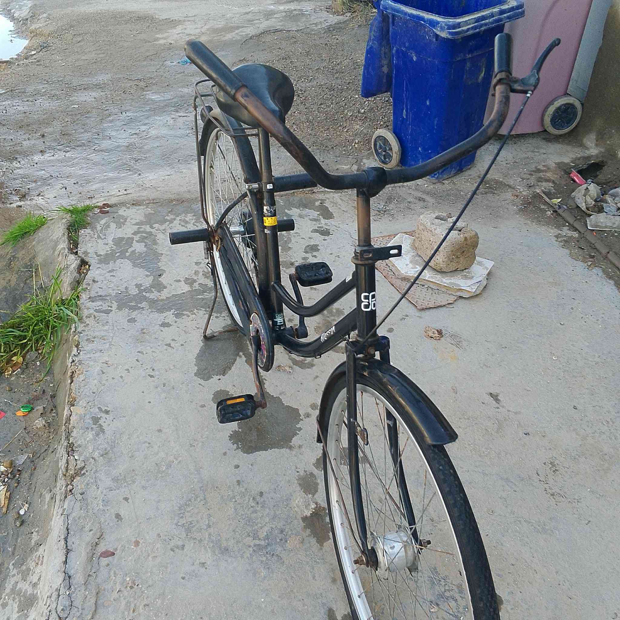 هاذ البايسكل للبيع حجم 26 كلشي شغال بس بريك امامي مابي وجاملق الوره مصبوغ هاذ گدامك مثل مشوفه بصوره تجي تاخذه نفسه سعر 80 وبي مجال المكان بابل السده العلگايه  ملاحضه..!  اذا مو شراي لا تعبني الخاص مفتوح


**إذا كنت صاحب هذا الإعلان وتريد حذفه لأي سبب، رجاءا أرسل رسالة إلى الدعم الفني**