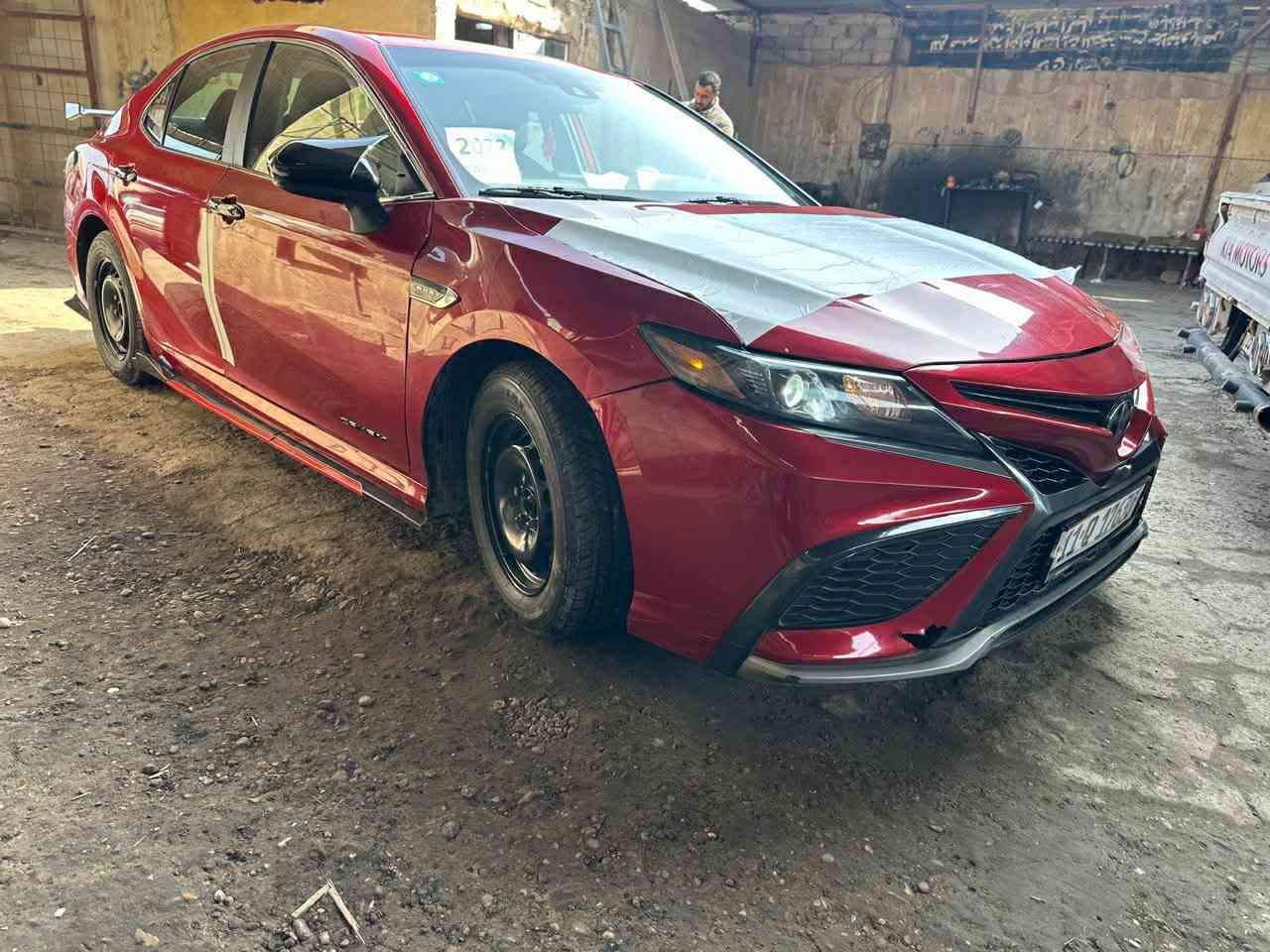 السلام عليكم كامري وارد أمريكي موديل 2023 محرك 2500 هايبرد فئة Le حادثها موجود بالصور بنيد وجاملغ بدون دواخل ماشية ٤٣ الف  مايل مكانها الاعظميه رقمي *********** السعر 182
