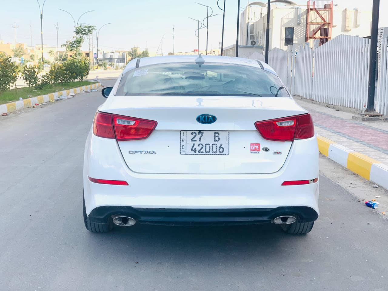السلام عليكم 
للبيع كيا اوبتيما موديل 2015 حره رقم ذي قار الدولي تحويل مباشر 
ضرر السيارة تبديل بنيد وصبغ طرف الچاملغ والهلال الخلفي بدون دواخل 
مكينة وگير وحدادية تبريد كله جديد كهربائيات كله شغالة 
مواصفات شاشه كبيرة تحكمات كامرة لايت لد حاجب زنون جنطة بصمة اشارة بالمراية 
للأستفسار / ***********
سعرها / 120 وبيها مجال 
مكان الناصرية مركز !
