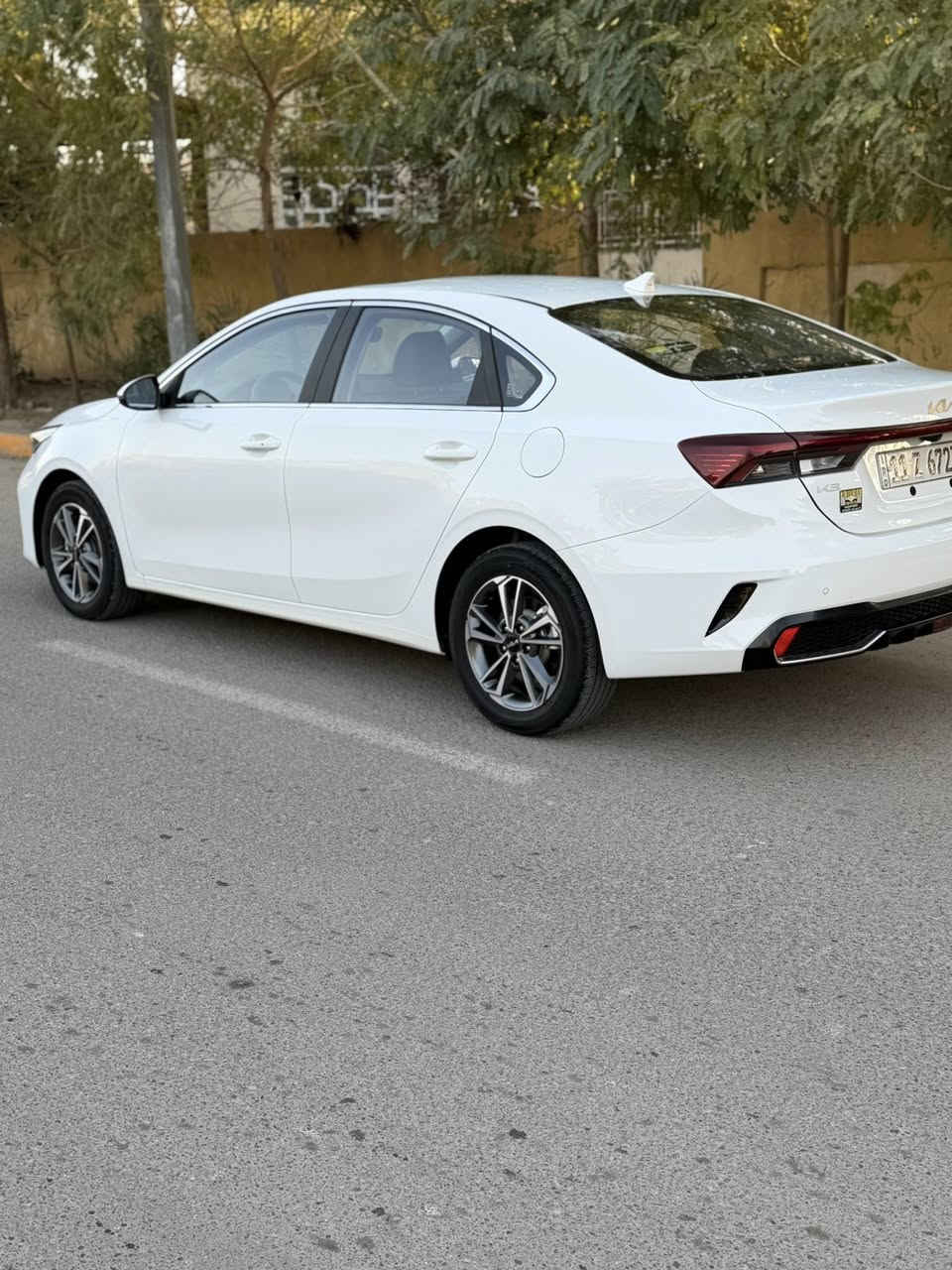 السلام عليكم K3 موديل 2025 ماشيه 21 الف فول موصفات كشنات جلد بصمه ترحيب مري شفط اشاير مري سايد بريك دكمه بصمه ابوب سلايت سبر ما نازل بوضع الشركه بيها شبرين بل بنيد صبغ +خشم جاملغ بارد جدآ بسيط بل باب سايق  رقم بغداد باسمي السعر 135 بيها مجال بسيط العنوان بغداد ***********
