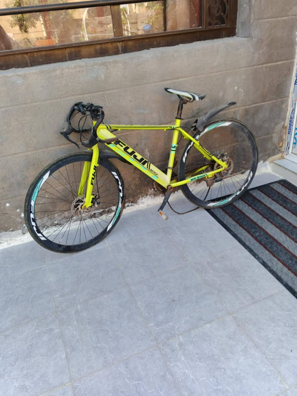 سلام عليكم  باسكل اللبيع سعر55الف وبي مجال يحتاجله زنجيل وعكرب فقط  ***********
