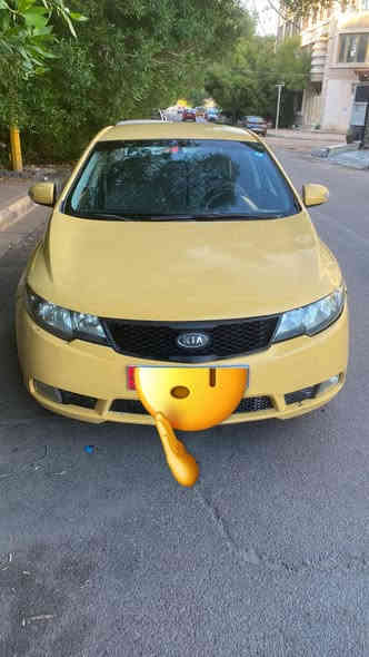 السلام عليكم          (شرط التحويل)
كيا فورتي موديل 2010
رقم بغداد جديد دولي 
مكينه 2000 دوش
كير ومكينه خير من الله 
مصفره هيئه وغرامات 
سعر 70 وبيه مجال بسيط 
مكاني بغداد الخطيب 
📞***********

بيه ضربه بجاملغ الامامي جهت السايق ولغد مسحوب بدون دواخل موضح بصوره
