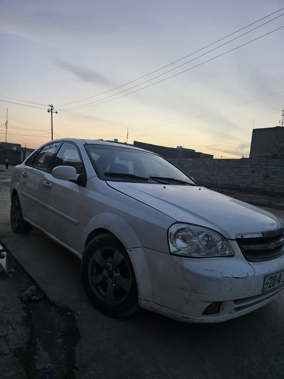 اوبترا ٢٠٠٦ بيها جاملغ مبدل صبغ نص 
بدون اي دواخل 
مكينه كير كلشي فول 
شويتر محور يعني تنسه تفتح بنيد 
لايتات جدد الزنون الاصلي 
ضفيرة كير جديد
ضفيرة مكينة جديده 
حدادية ٥٠٪ 
غرفتها جلد اسود ورصاصي جلد مطقم مع دواخل
***********
سعر ٦٢ وبيها مجال
