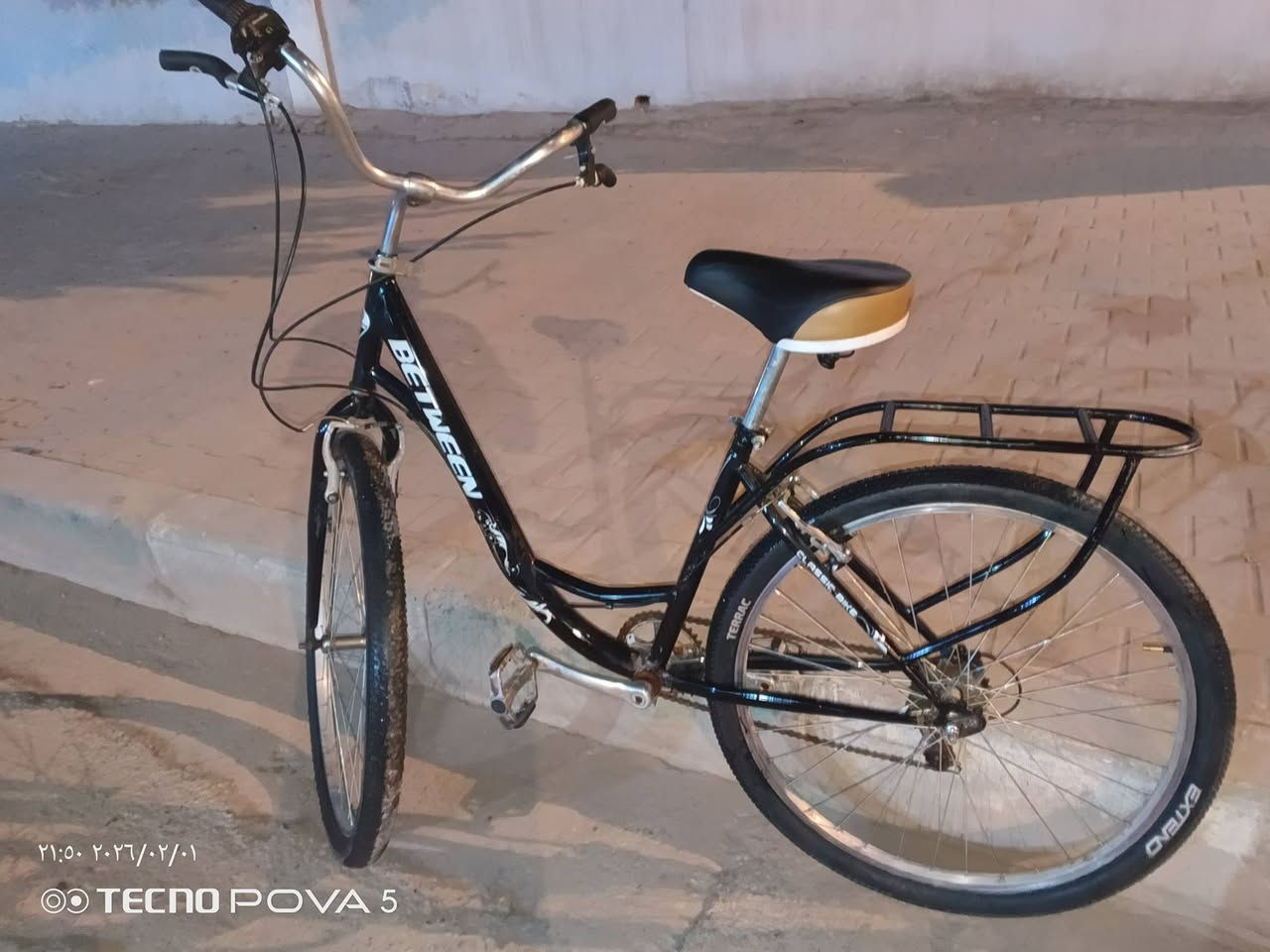 السلام عليكم
بيسكل نضيف لبيع مكان ميسان جديده قرب مديريه التربيه لتواصل ***********
سعر 185 وبيه مجال
