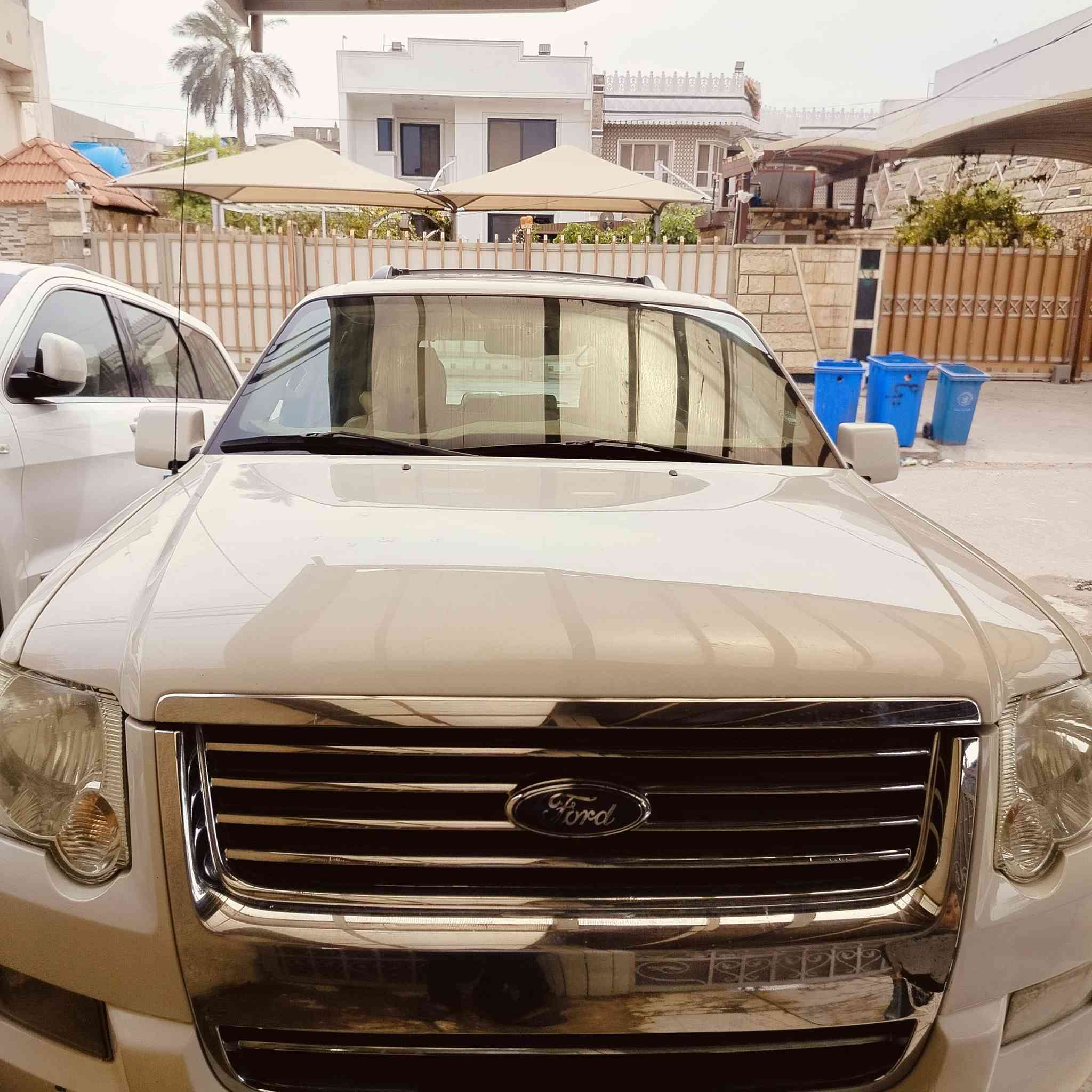 السلام عليكم
سياره فورد اكسبلور .بدون حادث بدون بارد جديده 
كير محرك جديد وارد يابان بور جديد
عقل جديد ضفيره جديده  شاشه اندويد
مدعومه .كشن كهربائي  تدفئه كشنات تبريد شغال  4ويل درايف سلايد روف 
تحكم سترين بلكات جديده تخم واير جديد سياره كامله وجاهزه
السعر 122 وبيه مجال بسيط 
تلفون 📱 ***********
مكان السياره بغداد رقم اربيل
