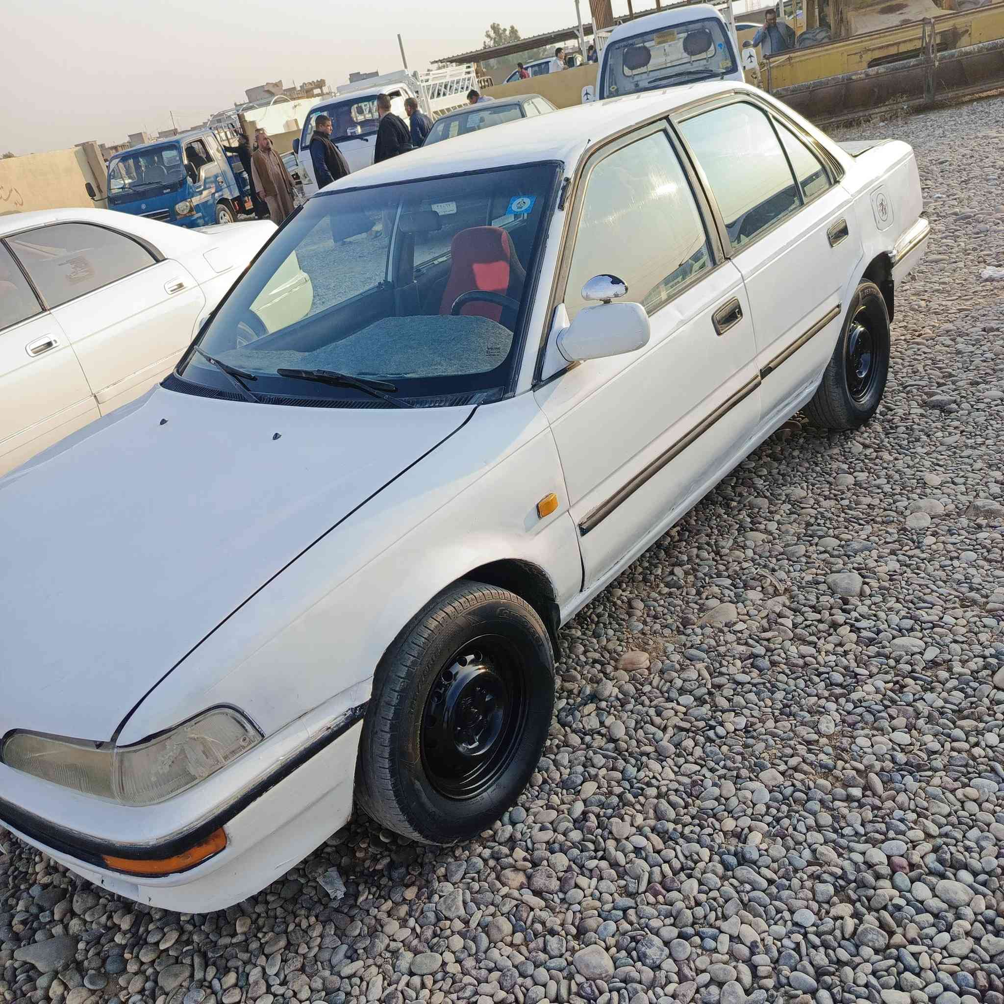 سلام عليكم كورلا اصلي يسار كير عادي سياره جاهزه رقم دولي بسمني سنويه جديده وهزه جديده لبيع او معارض برهم حسب لاتفاق *********** وبطه ابيض دولي بيها صبغ جاملغات
