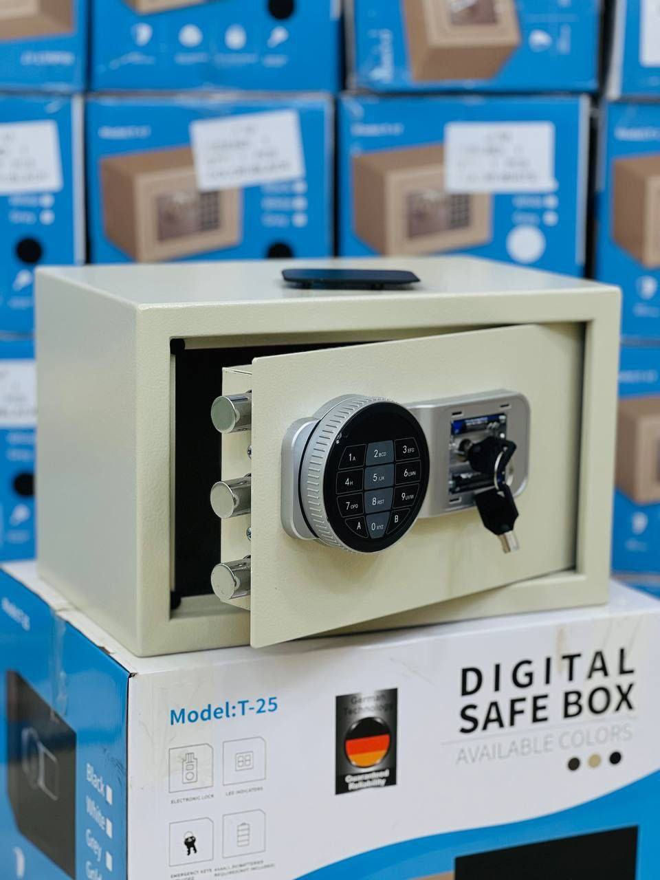 💥 قاصة منزلية المانية الأصلية بقياسات مختلفة متوفرة حصرياً لدئ شركة الأندلس

✅ مقاومة عالية للحريق تحمي أموالك 
✅ شفتات ستانلس ستيل قوية ضد الكسر 
✅ رمز إلكتروني مع مفتاح طوارئ مشفر 
✅ نظام حماية من السرقة  
✅   ضمان 5 سنة على القفل والكيبورد 

📦 توصيل مجاناً لكل محافظات العراق
موديل حديث وعصري ملائم منزلك ومكتبك

⏱️ بخدمتكم على مدار 24 ساعة. 
📞 *********** بغداد, العراق
