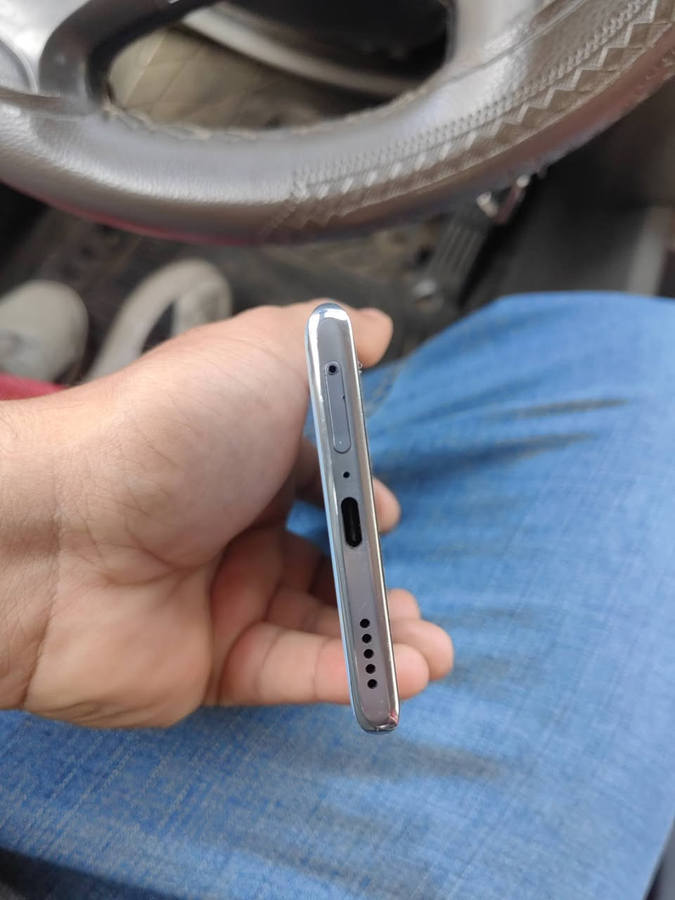 X9a
بيه فطور بالشاشه فقط والبقيه كفالة عامة ع الفحص للبيع ١٢٥ او مراوس مكاني حي النصر


**إذا كنت صاحب هذا الإعلان وتريد حذفه لأي سبب، رجاءا أرسل رسالة إلى الدعم الفني**