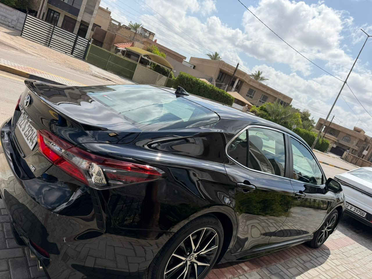 الـسـلام عليكم 🌹

كامري SE

📍موديل 2024
📍ماشيه   33 مشي امريكا يعني بعده زيرو
📍مكينه 2500 بانزين 
📍 السياره جاهزه من البرغي مابيه اي نقص
📍صور الحادث موجوده بالمنشور وبيه رصعه بالقماره اثر التحميل وماسويته ترجع pdr بس اني ماسويته لان ممبينه
📍صبغ البنيد فقط حتى الراديترات بلاديه الضربه سطحيه 
📍 مواصفات الـ SE معروفه 

   السعر : 198$

📍مكان السياره بغداد- المنصور 
      

📞***********
