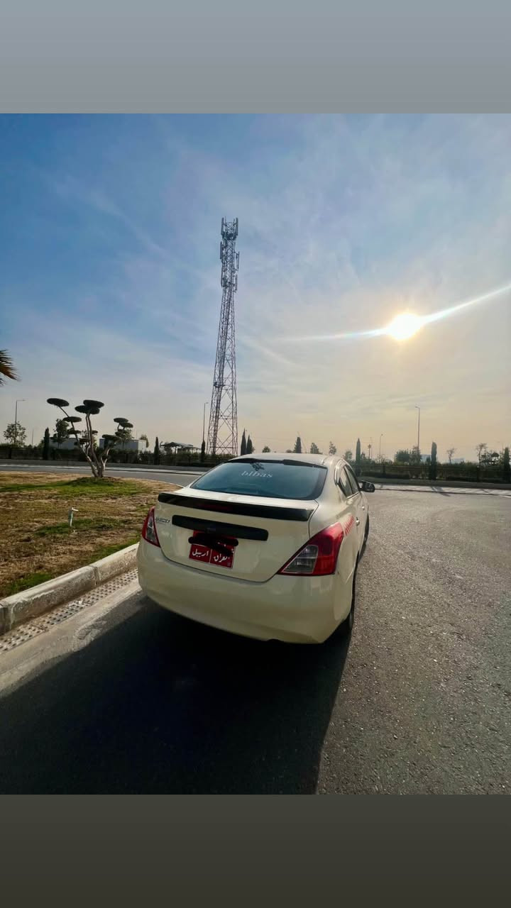 لاكشميباى تكسى موديل٢٠١٣بةناوى خومه كير عادى سعرى ١٠٧ورقة يةك دةركةى سبوخة بي ژؤرى كير مةكينة بةشةرت*********** أربيل, العراق
