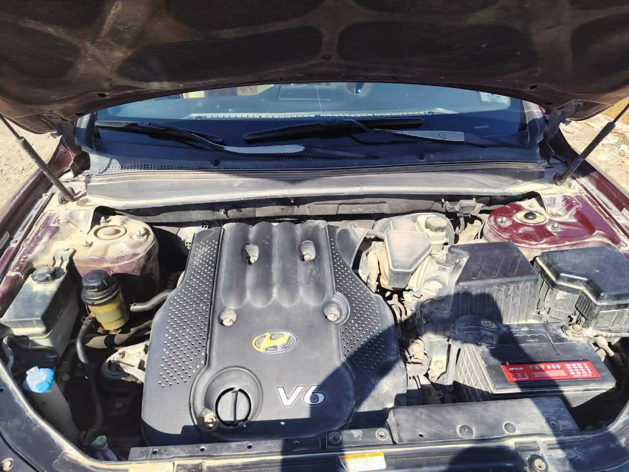 السلام عليكم سنتافي ٢٠٠٨للبيع او مراوس سورنتو
وارد امريكي نص فول محرك ٢٧٠٠ضربتها بارد قطعتين 
للاستفسار اكثر الاتصال ***********
120وبيها مجال السياره مال بيت يعني نضيفه ع اخر حبايه
