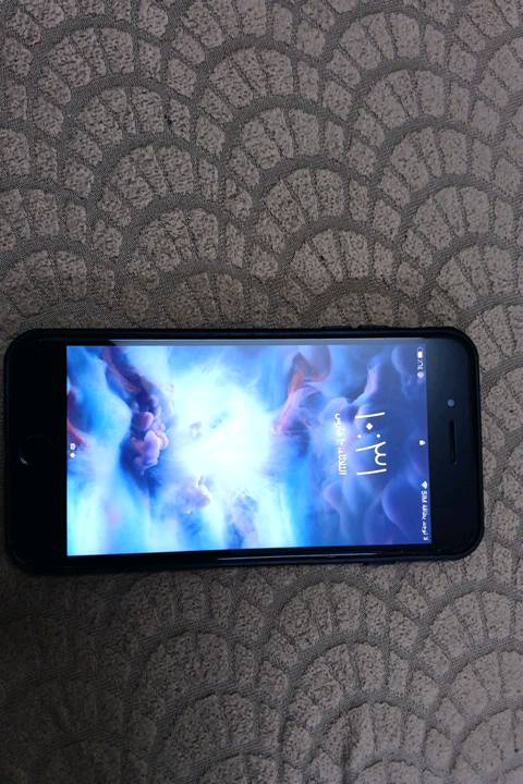 السلام عليكم ٫ ايفون 7 plus للبيع ٫ مبدل بطارية وشاشة ٫ الموبايل نضيف الشاشة اي فطر ما بيها ٫ المساحة 256 ٫ التصوير كلش واضح  ٫ العطل البيه فقط زر الصامت و ازرار الصوت . مكاني بغداد الدورة شارع 60 قرب اسواق النورس راسلني واتساب ادزلك الموقع