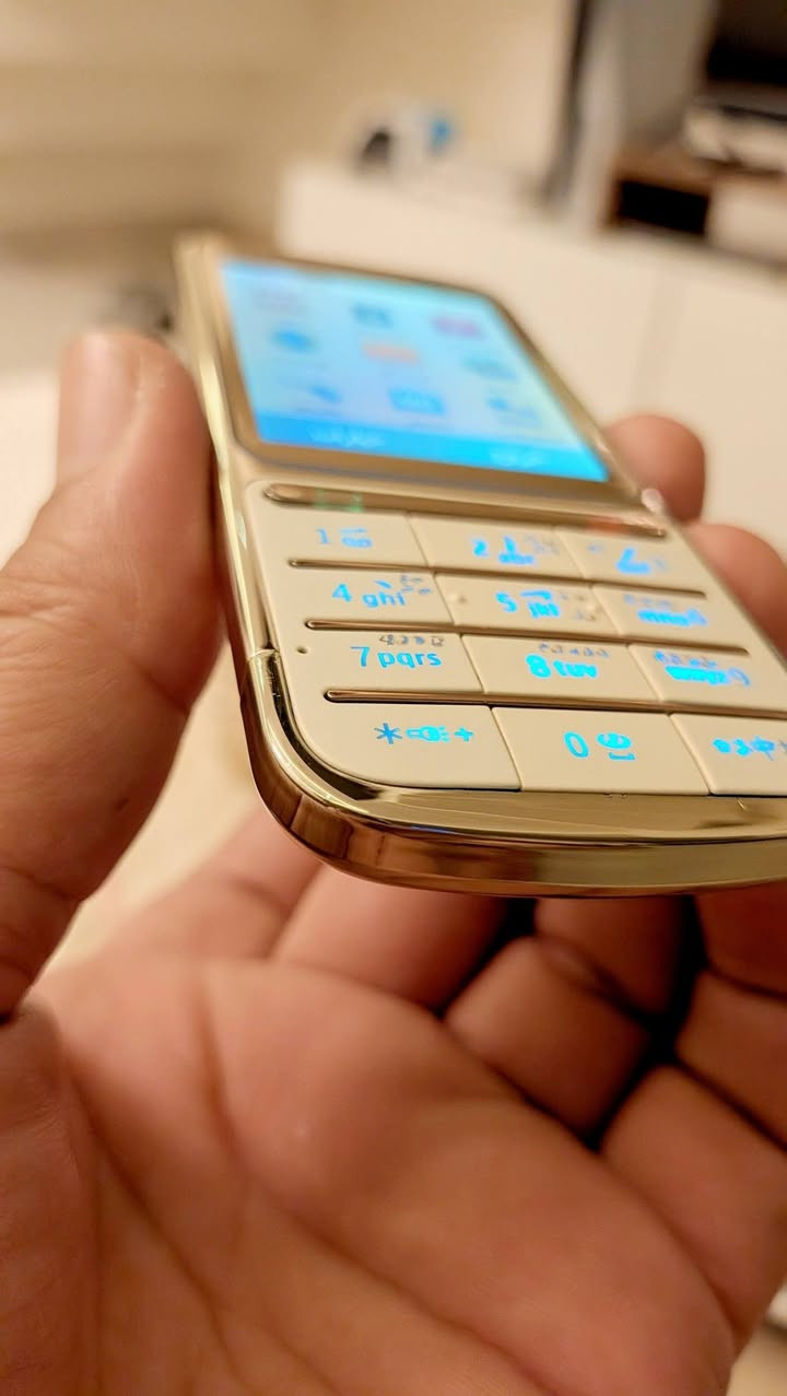 Nokia c3-01 gold edition
جهاز اخو جديد تحفة نادرة المهتم يراسلني خاص وتدلل


**إذا كنت صاحب هذا الإعلان وتريد حذفه لأي سبب، رجاءا أرسل رسالة إلى الدعم الفني**
