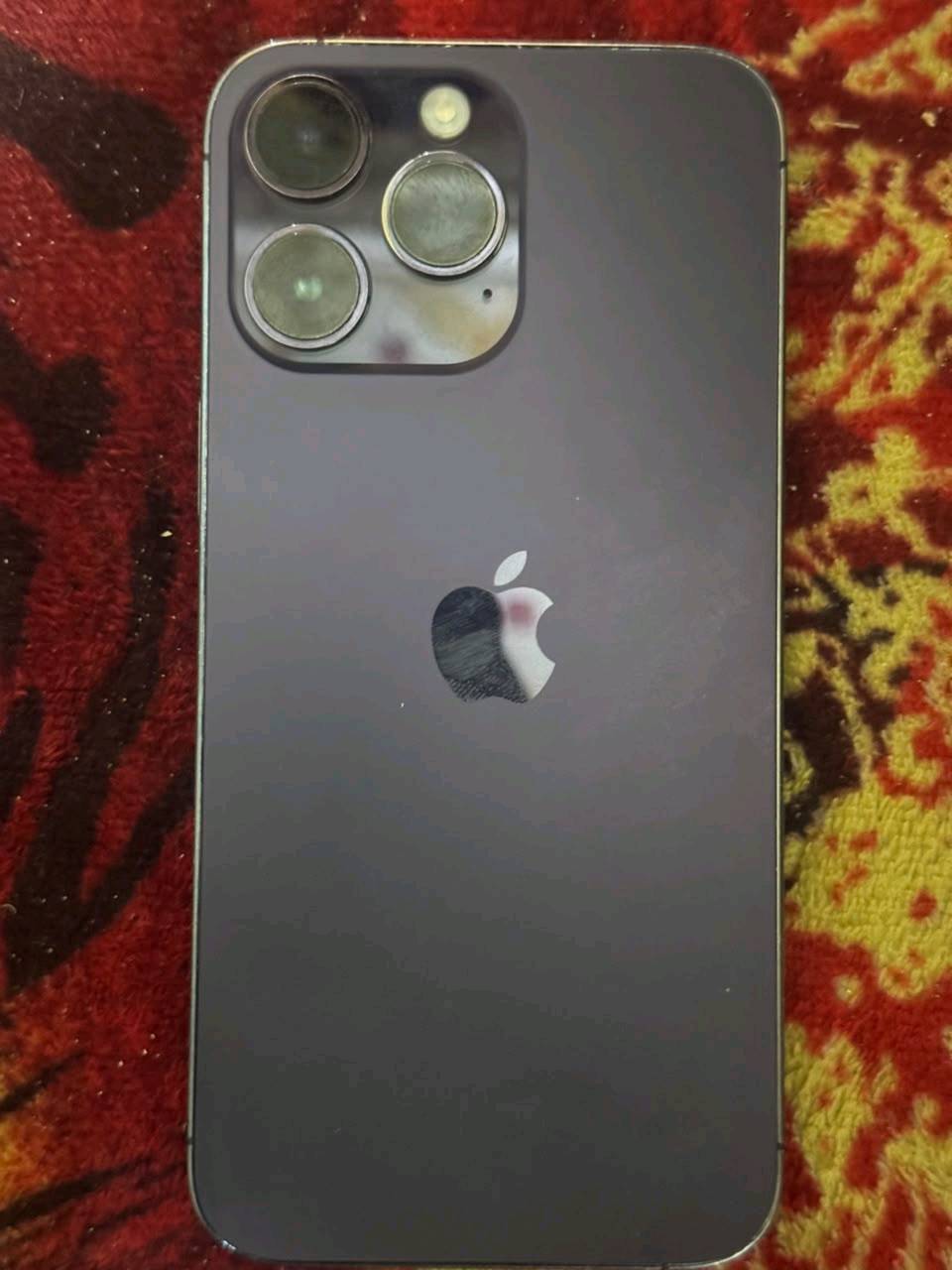 السلام عليكم 
ايفون 14 برو ماكس ذاكره 256 ✅
بطاريه 83 بلاد ✅ مبدل ضهر وشاشه اصليه 3 خيارات مثل ما جاي تشوف الجهاز نضافته 99/% ممتعوب 
السعر 575 مجاله بسيط ***********