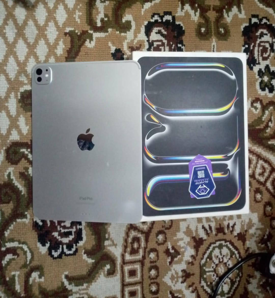 ايباد 11 m4 ذاكره 256  مكسوره شاشة  يحتاج تبديل والباقي داخله كوله نضيف قيمه واخذه بغداد راسلني واتساب‏‪
‏‪0782 871 4798‬‏
