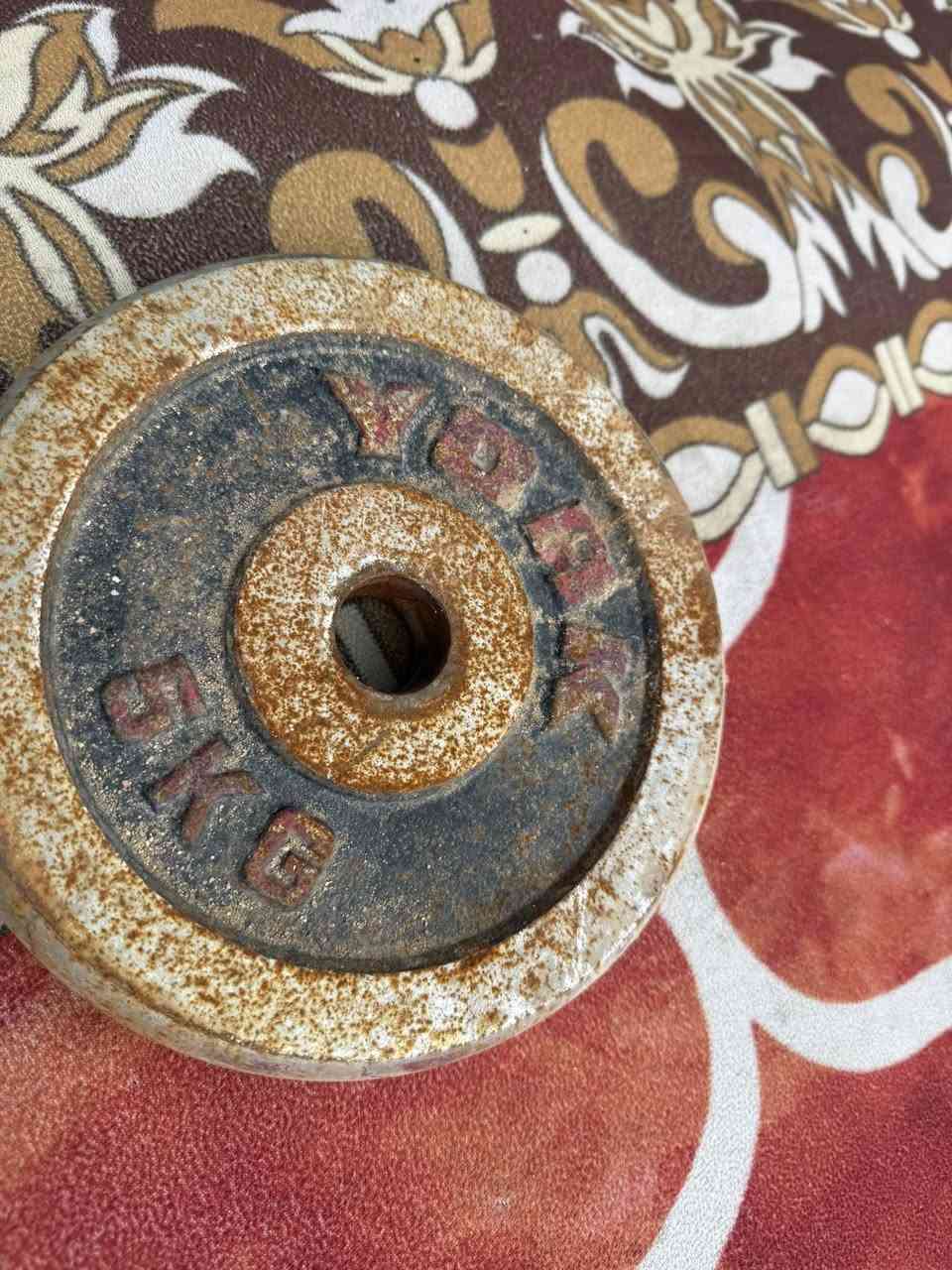 ذني للبيع الوزن الكلي ٢١٤ كيلو
سعر الكيلو ٢٥٠٠
مكاني بغداد الامين المعلمين 
ابيع شلع وشفتات وياهن شمد تريد انطيك 
***********
