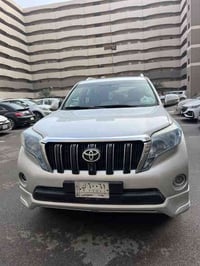 ابرادو 2016  بيه قطعتين صبغ بسبب الشخوط يعني مو حادث فقط بيه شخوط صبغت...